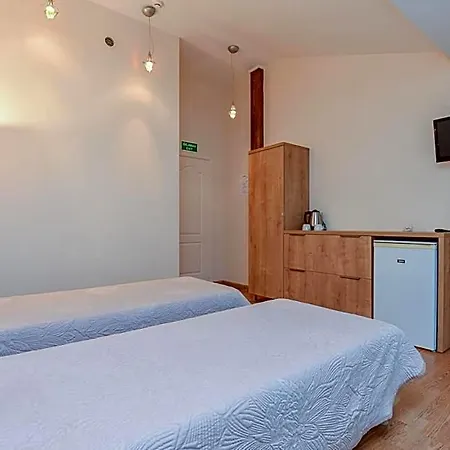 Tako Baras Hotel 3*